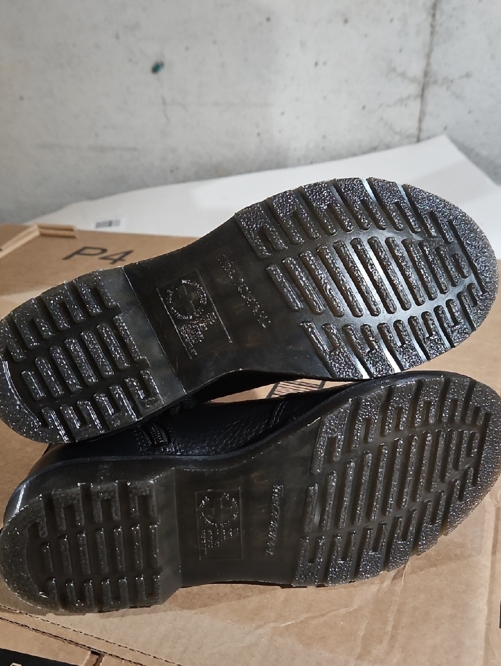 Dr Martens Boots - Picture 6 of 7